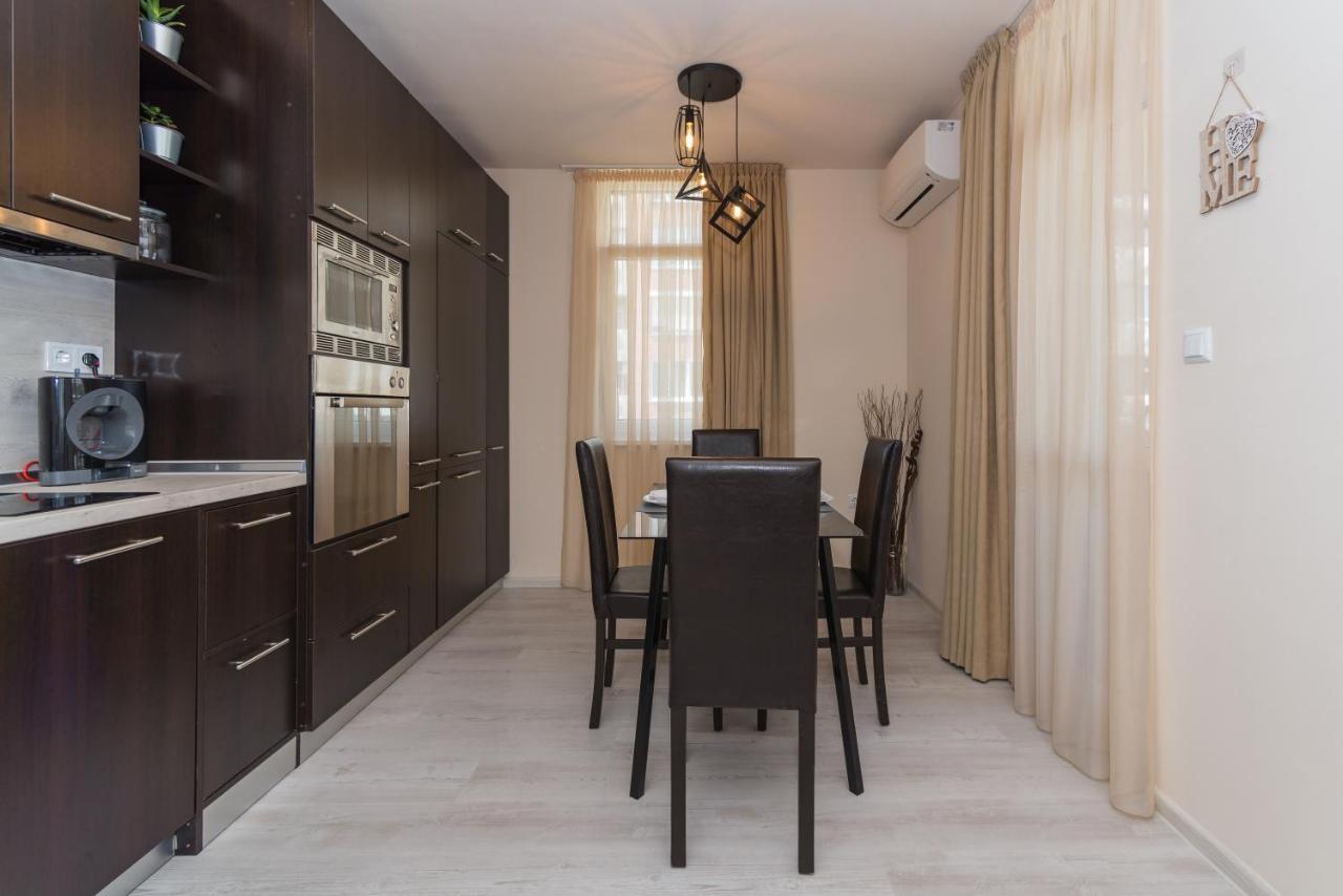 Alma Apartment - Stylish 1Bd Flat With Balcony By Flat Mаnager Plovdiv Exterior photo